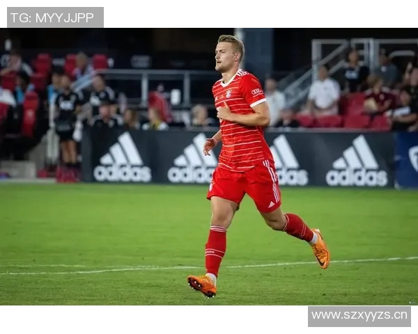 曼联解围榜揭秘：德里赫特以59次断崖领先，守护红魔的钢铁长城